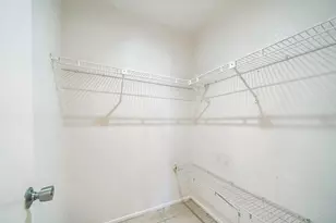 390 SW Colesbury Ave, Port Saint Lucie, FL 34953 - Photo 5