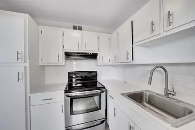 2555 NE 11th Street #806, Fort Lauderdale, FL 33304 - Photo 5