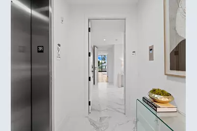 160 Isle Of Venice Drive #301, Fort Lauderdale, FL 33301 - Photo 5