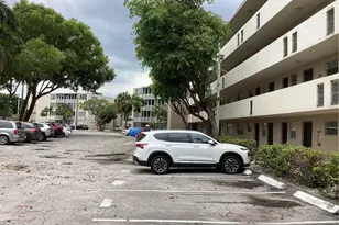 1710 NE 191st St, Miami, FL 33179 - Photo 21