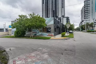 401 NE 8th Street, Fort Lauderdale, FL 33304 - Photo 7