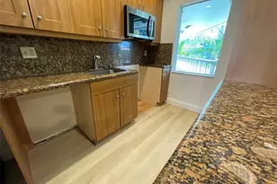 1423 Holly Heights Dr, Fort Lauderdale, FL 33304 - Photo 7