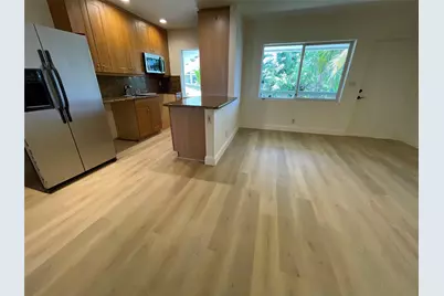 1423 Holly Heights Drive #13, Fort Lauderdale, FL 33304 - Photo 3