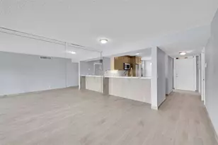 5801 Coral Lake Dr, Margate, FL 33063 - Photo 21