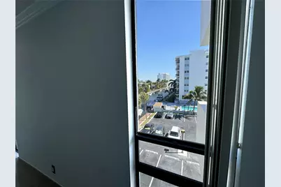 4800 Bayview Drive #406, Fort Lauderdale, FL 33308 - Photo 17