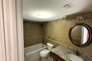 4800 Bayview Dr, Fort Lauderdale, FL 33308 - Photo 9