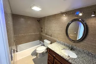 4800 Bayview Dr, Fort Lauderdale, FL 33308 - Photo 7