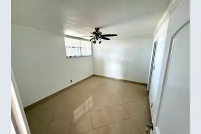 4800 Bayview Drive #406, Lauderdale by the Sea, FL 33308 - Photo 3