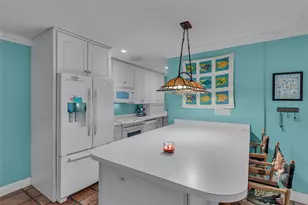 2541 NE 11th St, Pompano Beach, FL 33062 - Photo 15