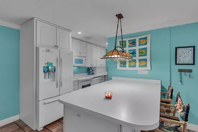 2541 NE 11th Street #101, Pompano Beach, FL 33062 - Photo 15