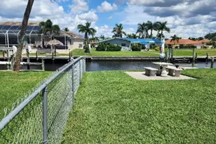 5325 Cocoa Ct, Cape Coral, FL 33904 - Photo 5
