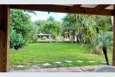 808 SW 8th Terrace, Fort Lauderdale, FL 33315 - Photo 3