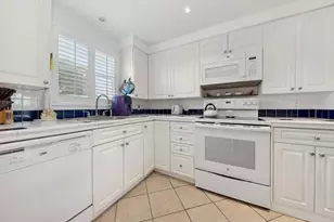 2030 Harwood D, Deerfield Beach, FL 33442 - Photo 3