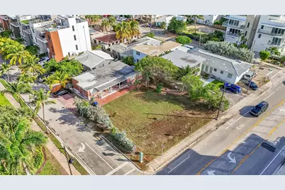 356 Balboa Street, Hollywood, FL 33019 - Photo 3