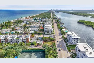 356 Balboa Street, Hollywood, FL 33019 - Photo 9