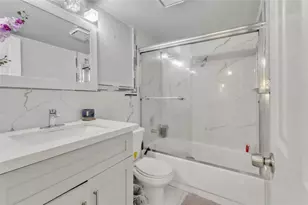 7653 NW 79th Ave, Tamarac, FL 33321 - Photo 15