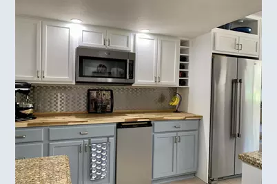 1901 N Andrews Avenue #111, Fort Lauderdale, FL 33311 - Photo 5