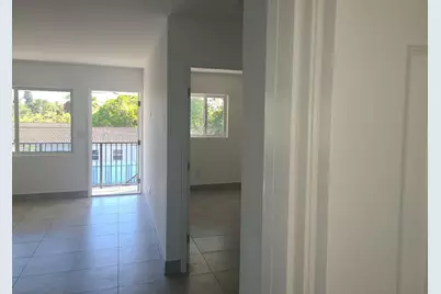 2719 Lincoln Street #4, Hollywood, FL 33020 - Photo 9