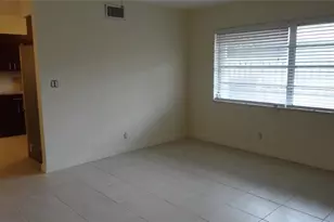 1215 NE 18th Ave, Fort Lauderdale, FL 33304 - Photo 5