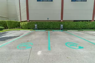 9611 N Hollybrook Lake Dr, Hollywood, FL 33025 - Photo 37