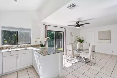 722 NW 132nd Terrace #722, Plantation, FL 33325 - Photo 5