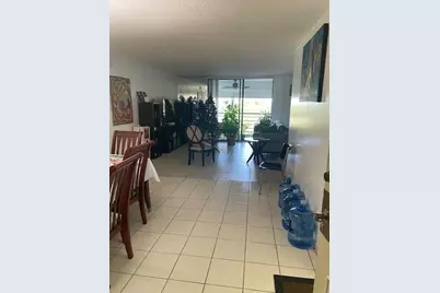 1300 Saint Charles Place #522, Hollywood, FL 33026 - Photo 5