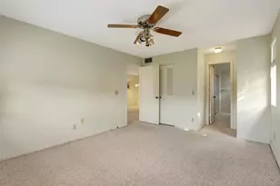 2726 NW 104th Ave, Sunrise, FL 33322 - Photo 11