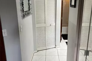 340 SE 2nd Ave, Deerfield Beach, FL 33441 - Photo 9