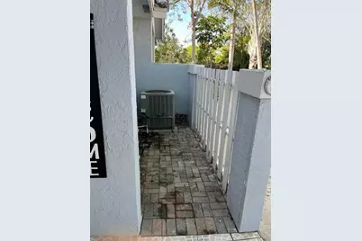 340 SE 2nd Avenue #D4, Deerfield Beach, FL 33441 - Photo 7