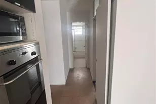 919 Michigan Ave, Miami Beach, FL 33139 - Photo 5