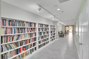 10442 Sunrise Lakes Blvd, Sunrise, FL 33322 - Photo 25