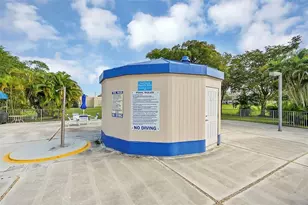 10442 Sunrise Lakes Blvd, Sunrise, FL 33322 - Photo 27