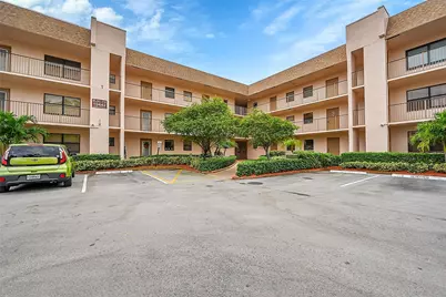 10442 Sunrise Lakes Boulevard #202, Sunrise, FL 33322 - Photo 15