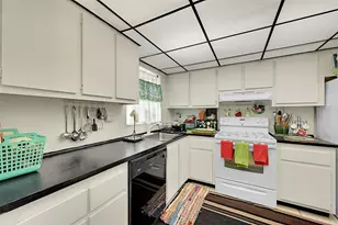 10442 Sunrise Lakes Blvd, Sunrise, FL 33322 - Photo 11