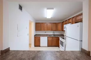 9233 SW 8th St, Boca Raton, FL 33428 - Photo 17