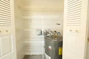 9233 SW 8th St, Boca Raton, FL 33428 - Photo 5