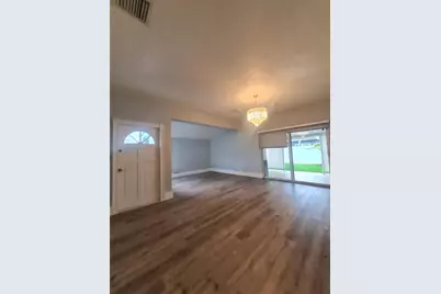 906 NE 3 Street, Hallandale Beach, FL 33009 - Photo 9