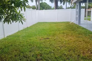 906 NE 3 St, Hallandale Beach, FL 33009 - Photo 31