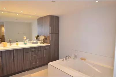 19355 Turnberry Way #7-L, Aventura, FL 33180 - Photo 17