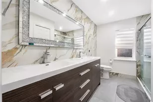9526 NW 52nd Pl, Coral Springs, FL 33076 - Photo 17