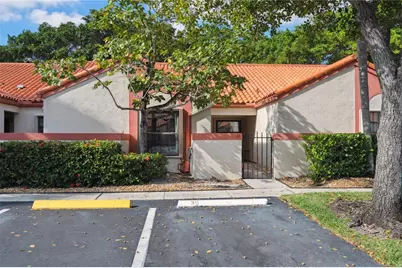 35 Centennial Court, Deerfield Beach, FL 33442 - Photo 7