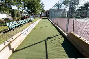 329 Knotty Pine Cir, Greenacres, FL 33463 - Photo 33