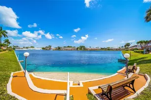 1015 SW 11th Ave, Hallandale Beach, FL 33009 - Photo 27