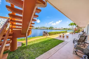 1015 SW 11th Ave, Hallandale Beach, FL 33009 - Photo 39