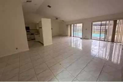 9332 Laurel Green Drive, Boynton Beach, FL 33437 - Photo 5
