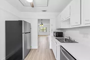7360 NW 1st St, Margate, FL 33063 - Photo 33