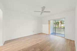 7360 NW 1st St, Margate, FL 33063 - Photo 11