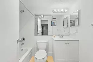 7360 NW 1st St, Margate, FL 33063 - Photo 13
