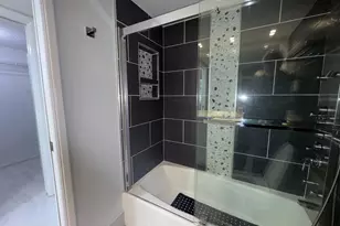 545 Oaks Ln, Pompano Beach, FL 33069 - Photo 19