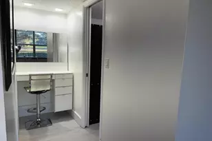 545 Oaks Ln, Pompano Beach, FL 33069 - Photo 17